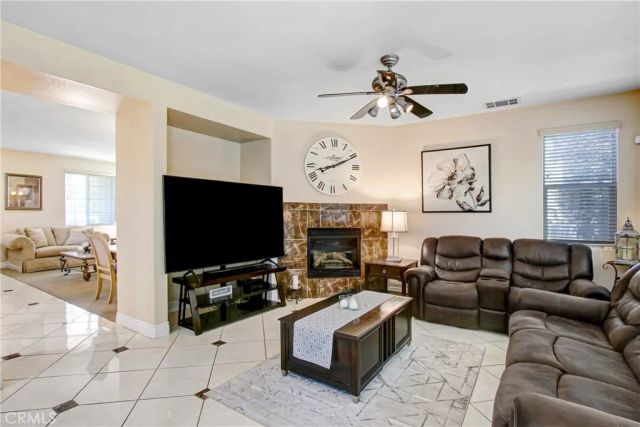 14571 Hummingbird, Victorville, CA 92394