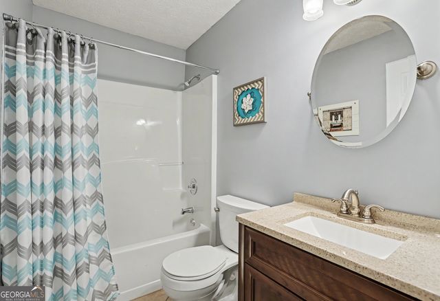 202 Academy Woods Drive, Jefferson, GA 30549