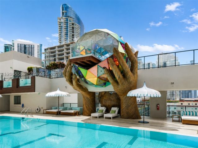 20 NE 11th 2505, Miami, FL 33132