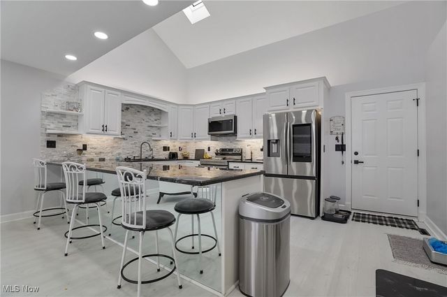 155 Waterford Way, Tallmadge, OH 44278