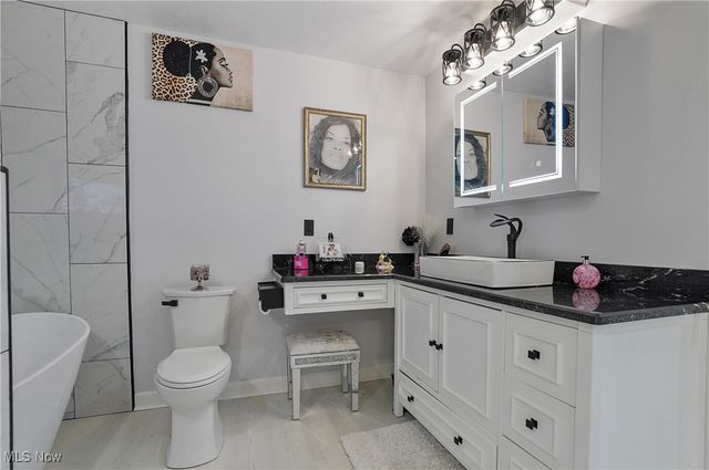 155 Waterford Way, Tallmadge, OH 44278