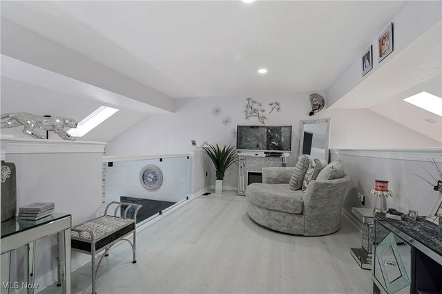 155 Waterford Way, Tallmadge, OH 44278