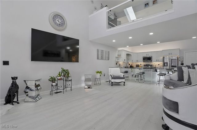 155 Waterford Way, Tallmadge, OH 44278