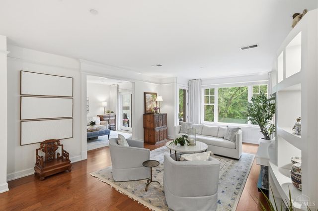 3942 Miami Road, Mariemont, OH 45227