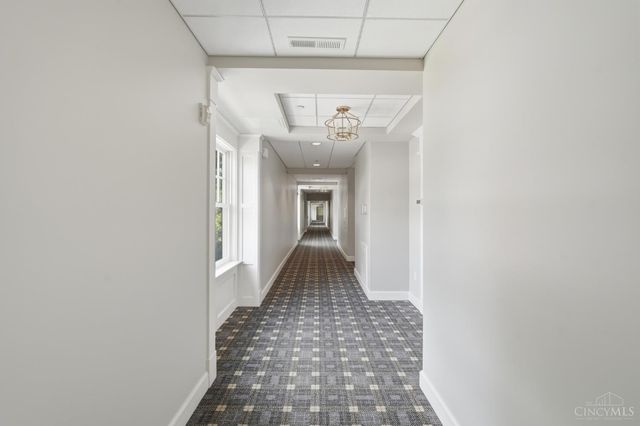 3942 Miami Road, Mariemont, OH 45227