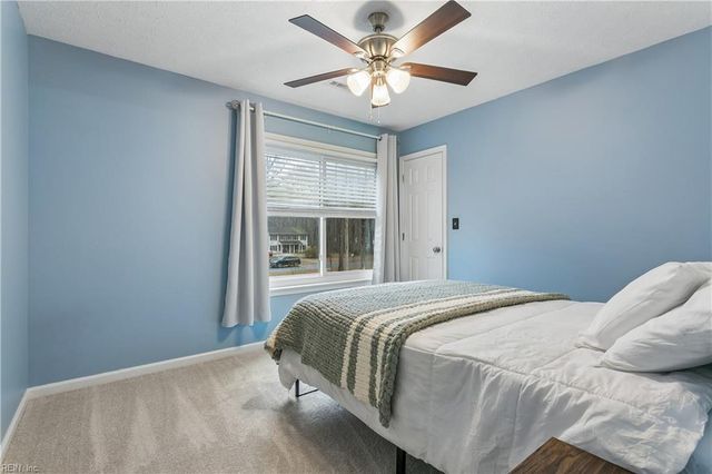 4454 Old Squaw LN, Gloucester, VA 23061