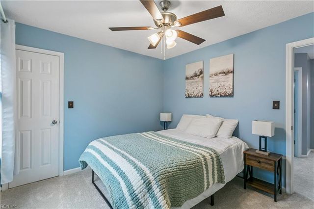 4454 Old Squaw LN, Gloucester, VA 23061