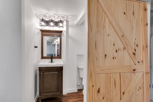 W298N2808 Shady LANE, Pewaukee, WI 53072