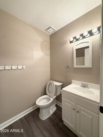 501 W TONOPAH Drive 7, Phoenix, AZ 85027