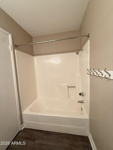 501 W TONOPAH Drive 7, Phoenix, AZ 85027