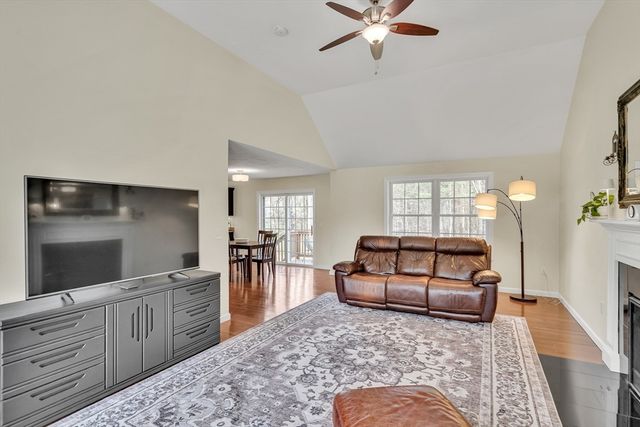 3 Mountain Laurel Rd, Ayer, MA 01432