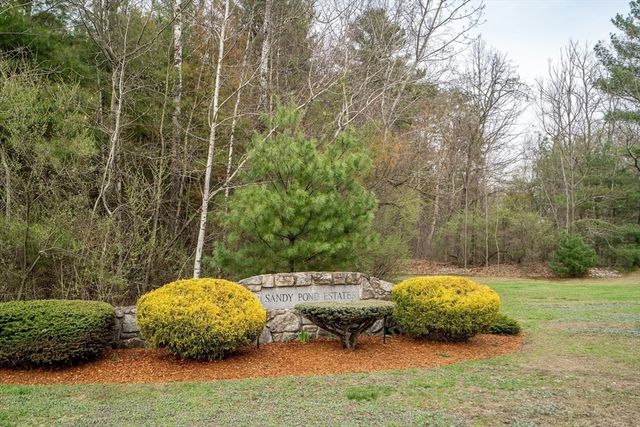 3 Mountain Laurel Rd, Ayer, MA 01432