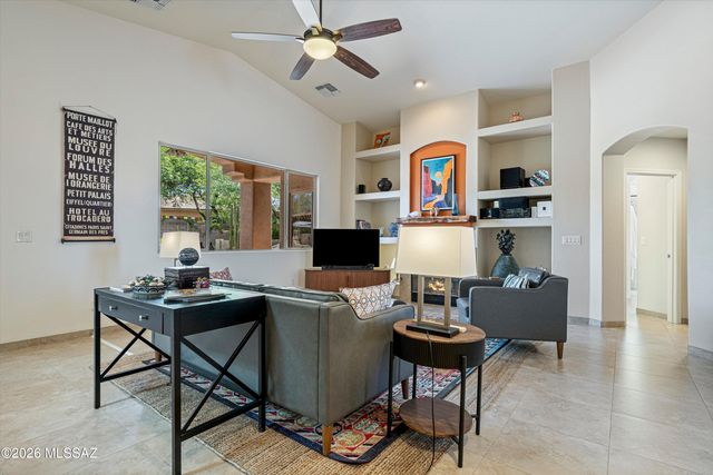 4808 W Pier Mountain Place, Marana, AZ 85658