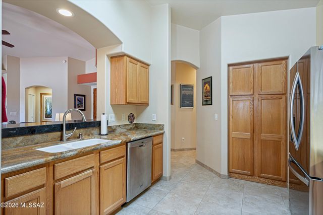 4808 W Pier Mountain Place, Marana, AZ 85658
