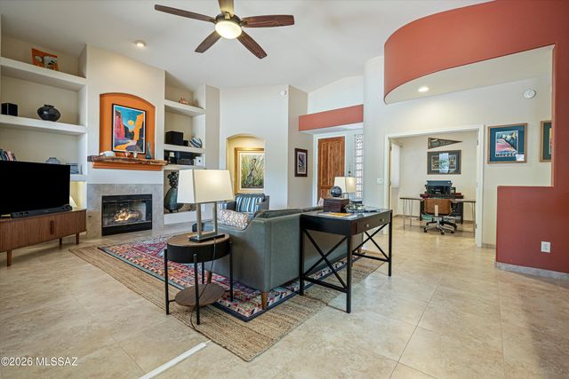 4808 W Pier Mountain Place, Marana, AZ 85658