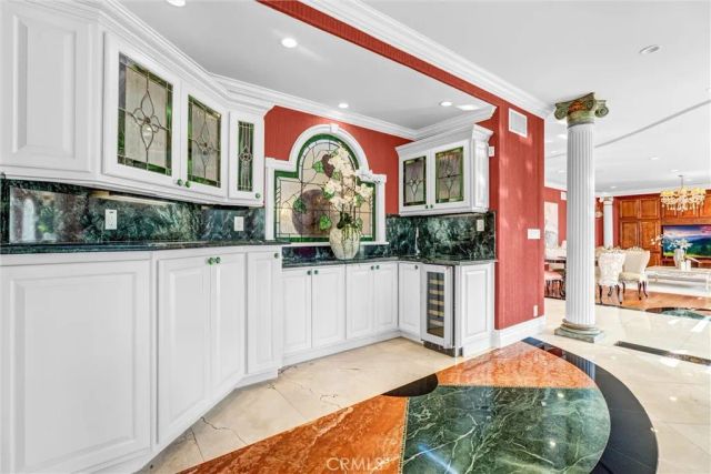 2290 Lombardy, San Marino, CA 91108