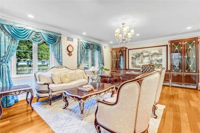 2290 Lombardy, San Marino, CA 91108