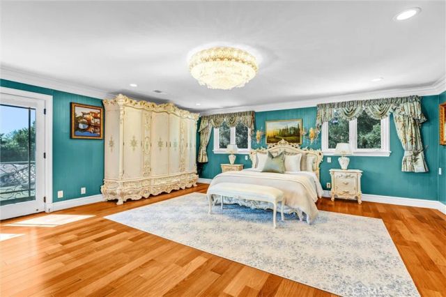 2290 Lombardy, San Marino, CA 91108