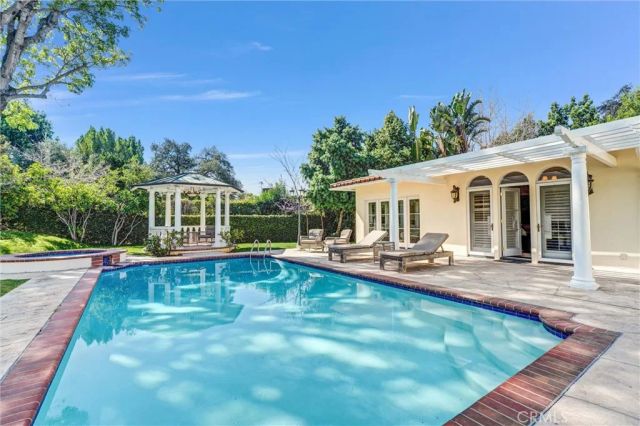 2290 Lombardy, San Marino, CA 91108