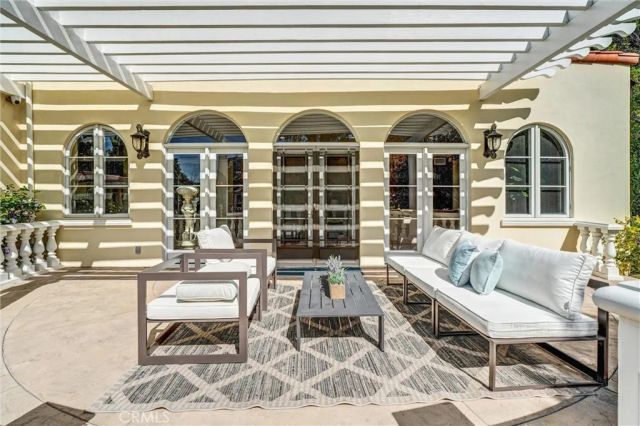 2290 Lombardy, San Marino, CA 91108