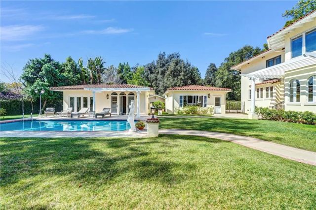 2290 Lombardy, San Marino, CA 91108