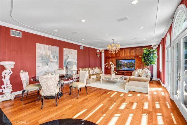 2290 Lombardy, San Marino, CA 91108