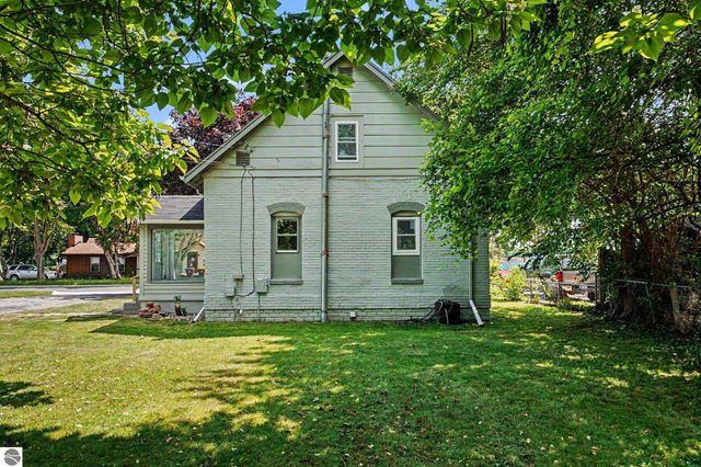 1309 Rosedale Street, Alma, MI 48801