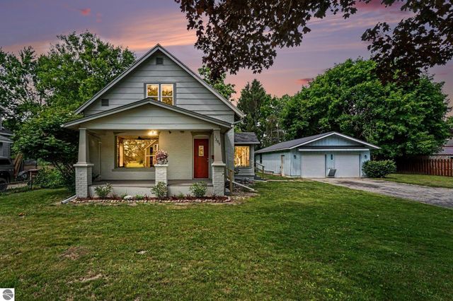 1309 Rosedale Street, Alma, MI 48801