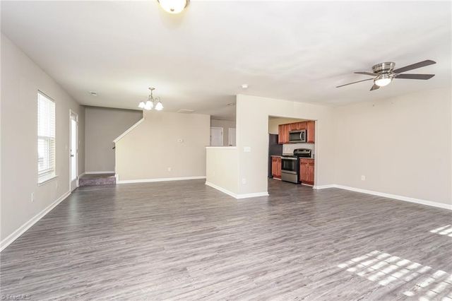 1679 Parkside Meadow Drive, Winston-salem, NC 27127