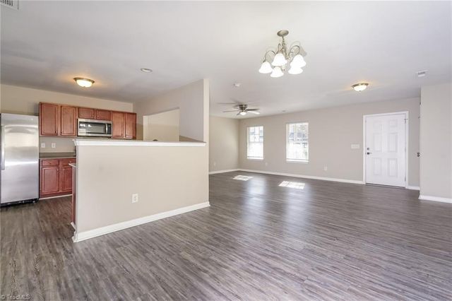 1679 Parkside Meadow Drive, Winston-salem, NC 27127