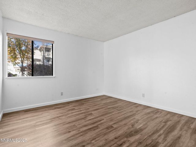 2955 Lakeside Drive 111, Reno, NV 89509