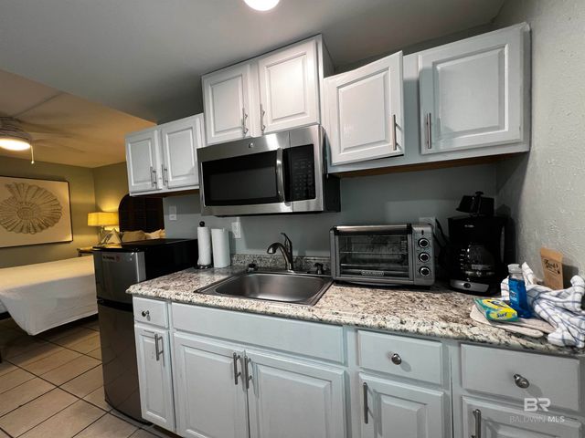 200 E Beach Boulevard 310, Gulf Shores, AL 36542