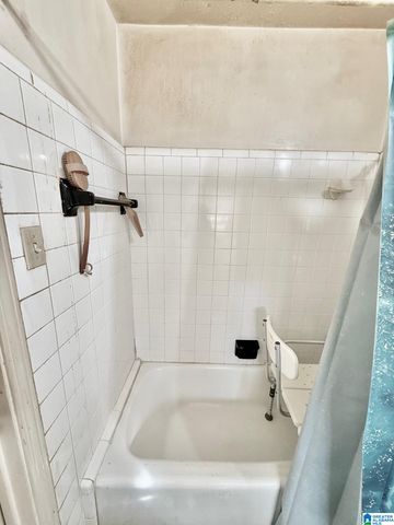 1817 CHARLOTTE DRIVE, Hoover, AL 35226