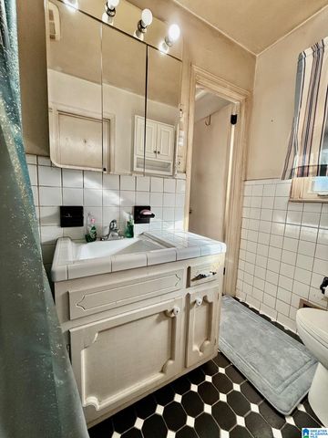 1817 CHARLOTTE DRIVE, Hoover, AL 35226