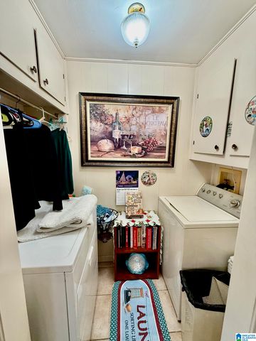 1817 CHARLOTTE DRIVE, Hoover, AL 35226