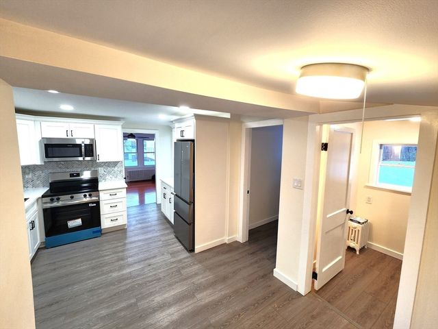 41 Bridgeport Street, Worcester, MA 01604