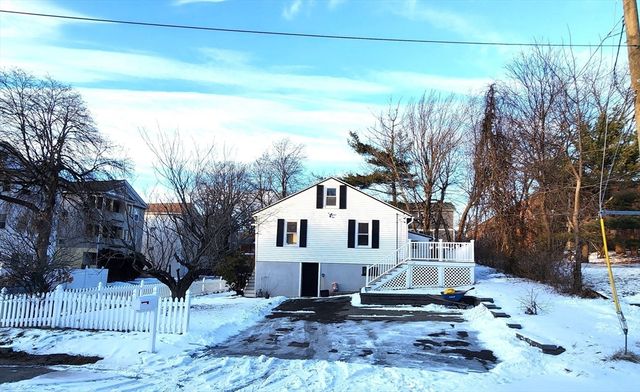 41 Bridgeport Street, Worcester, MA 01604