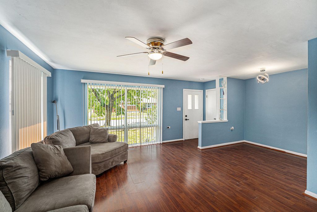 6647 Ash Place, Gary, IN 46403