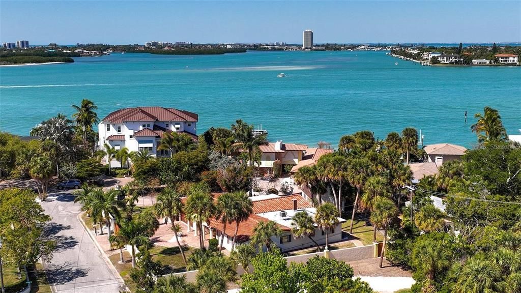 25 LANDS END LANE, Sarasota, FL 34242