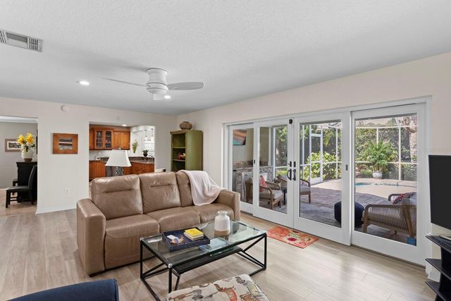1107 GLENN LANE, Safety Harbor, FL 34695