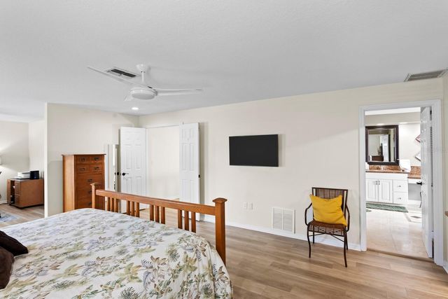 1107 GLENN LANE, Safety Harbor, FL 34695