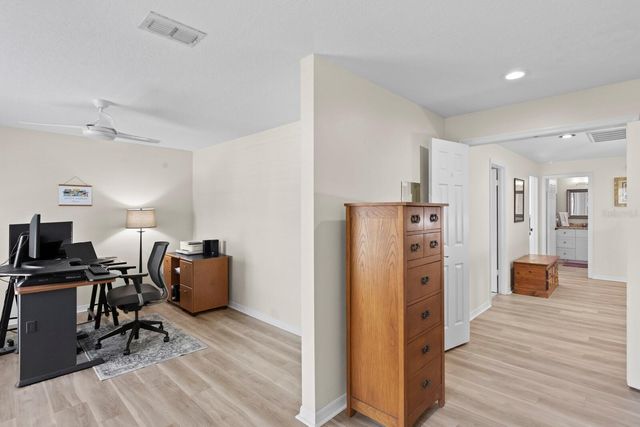 1107 GLENN LANE, Safety Harbor, FL 34695