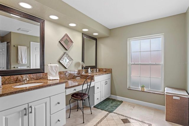 1107 GLENN LANE, Safety Harbor, FL 34695