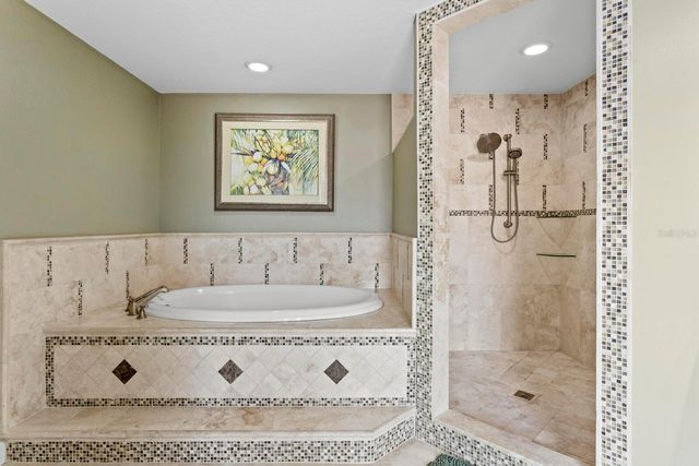 1107 GLENN LANE, Safety Harbor, FL 34695