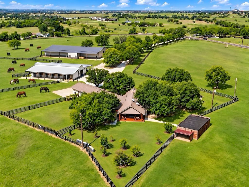 3601 W Fm 4, Cleburne, TX 76033 — exterior