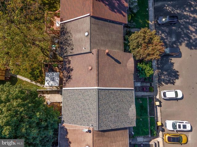 3933 WREXHAM CT, Bensalem, PA 19020