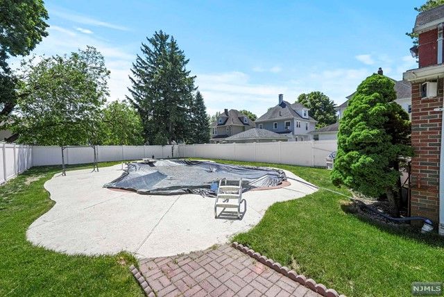 145 Bergen Avenue, Ridgefield Park, NJ 07660