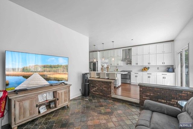 145 Bergen Avenue, Ridgefield Park, NJ 07660