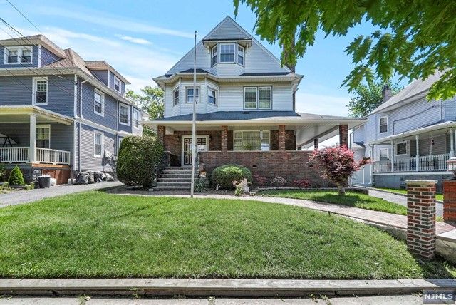 145 Bergen Avenue, Ridgefield Park, NJ 07660
