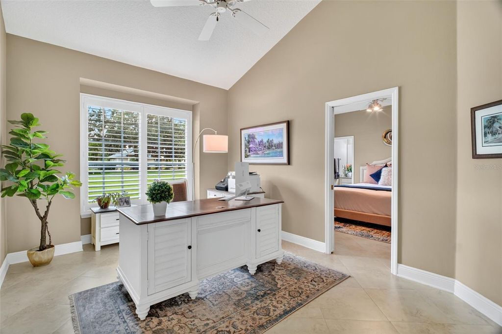 Image 17 of property listing at 19147 PARK PLACE BOULEVARD, Eustis, FL 32736